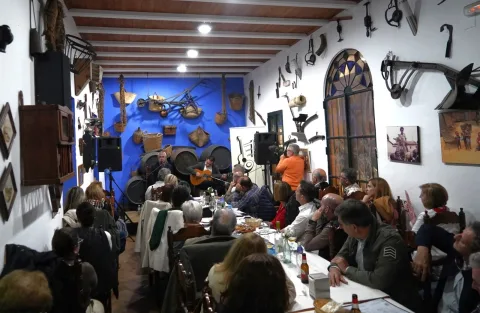 Imagen de la noticia: Moguer presenta la Luna de Otoño con un abono de cinco obras por 30 euros