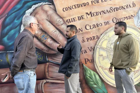 Imagen de la noticia: San Juan del Puerto estrena un mural sobre su fundador en el Teatro Municipal
