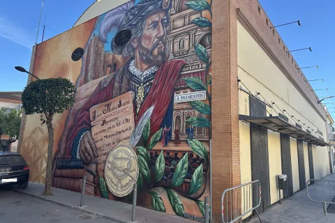 Imagen de la noticia: San Juan del Puerto estrena un mural sobre su fundador en el Teatro Municipal